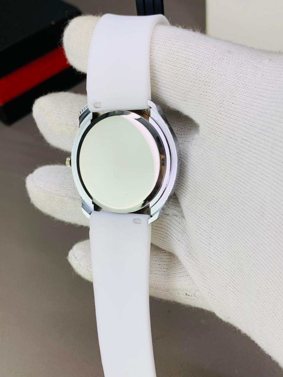 Classics Men's Watch..........!!!!!!!!
