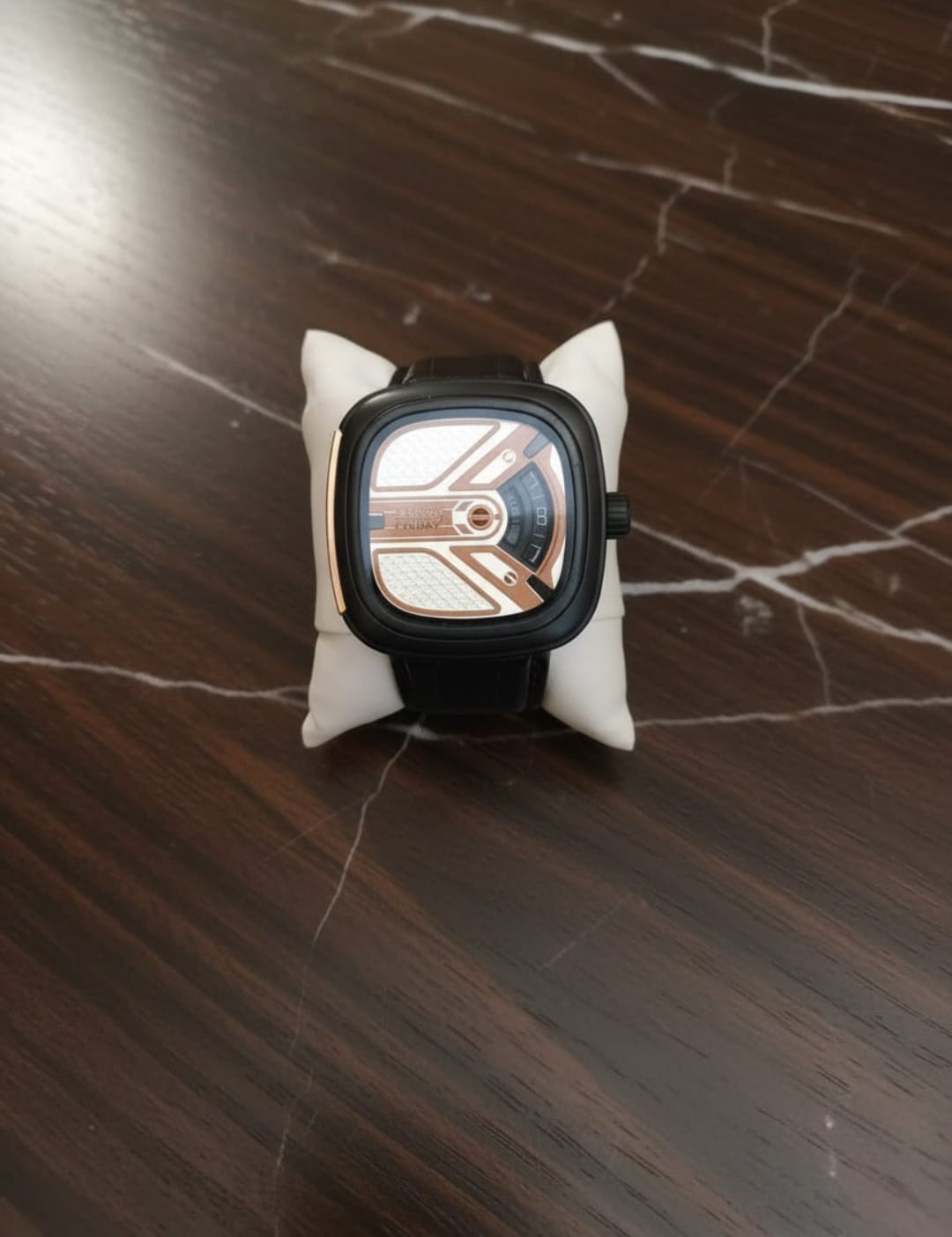 Belleda Men's Leather Strap Watch - Seven Friday Model