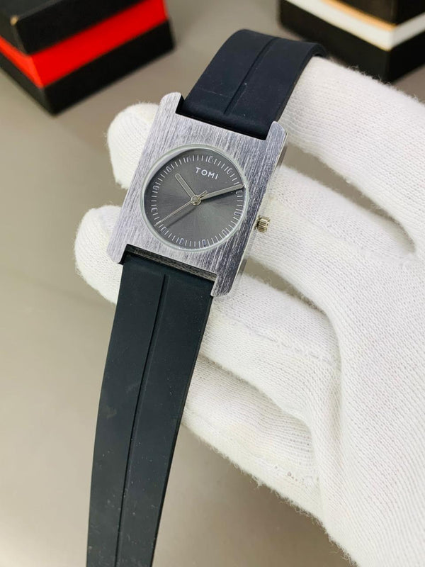 Square Dial Quartz Watch.......!!!!!!!