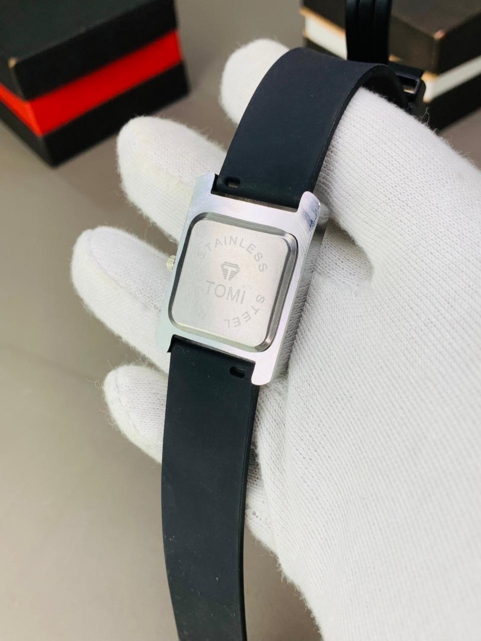 Square Dial Quartz Watch.......!!!!!!!