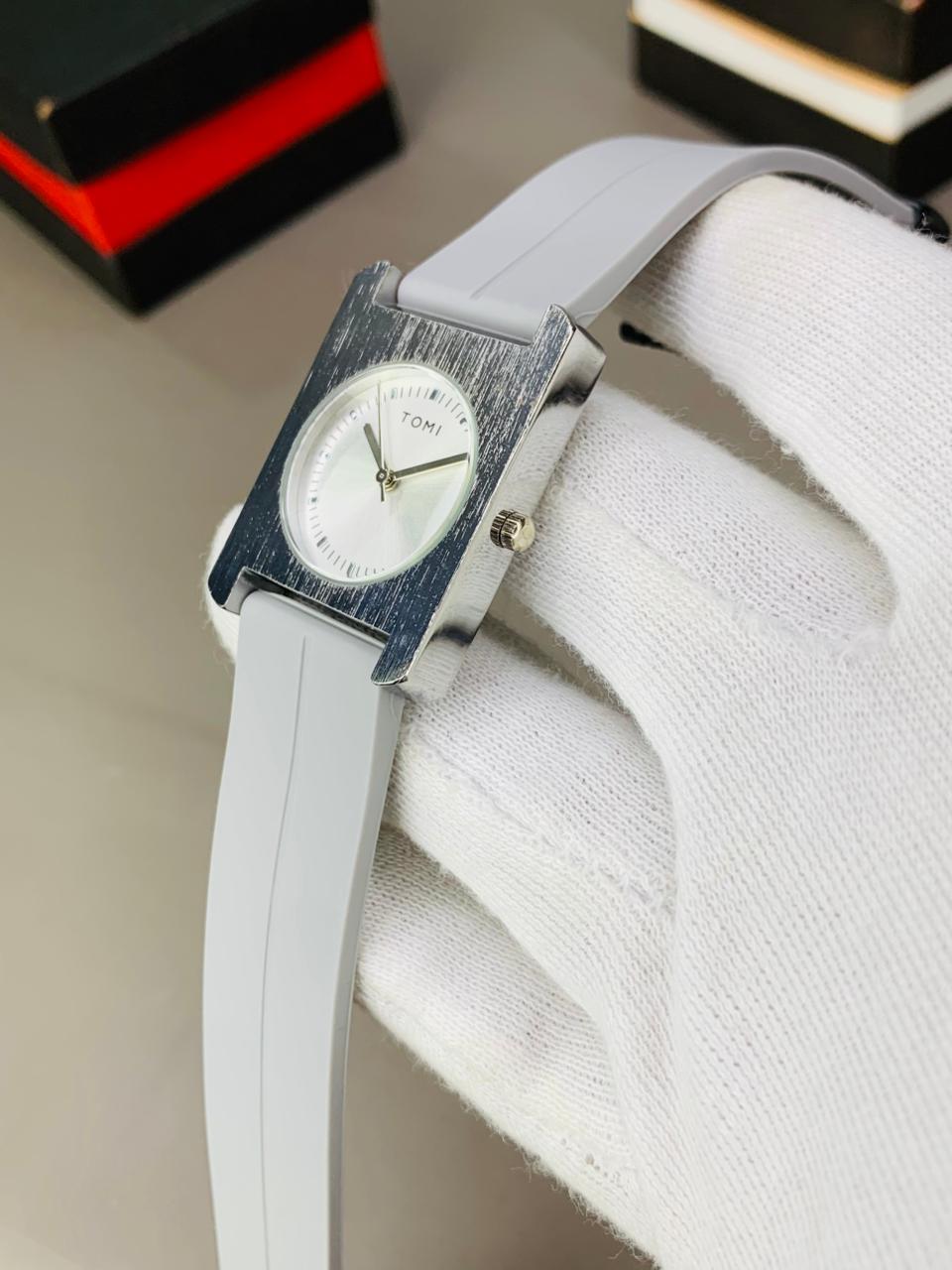 Square Dial Quartz Watch.......!!!!!!!