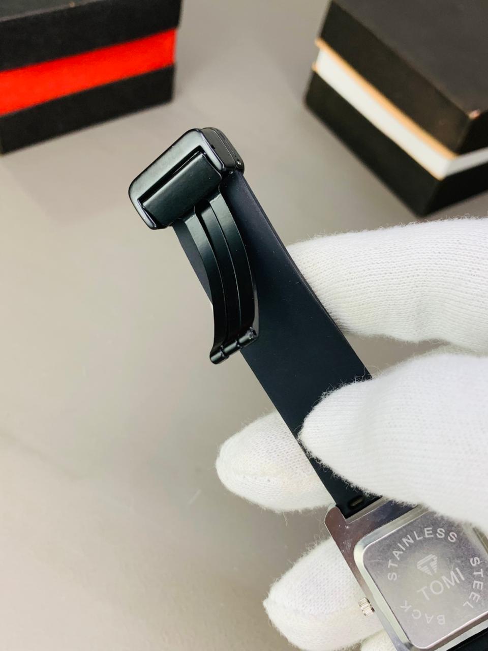 Square Dial Quartz Watch.......!!!!!!!